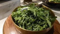 Zo bewaar je verse kruiden 2 weken zonder dat ze geel worden: de methode van restaurantleveranciers